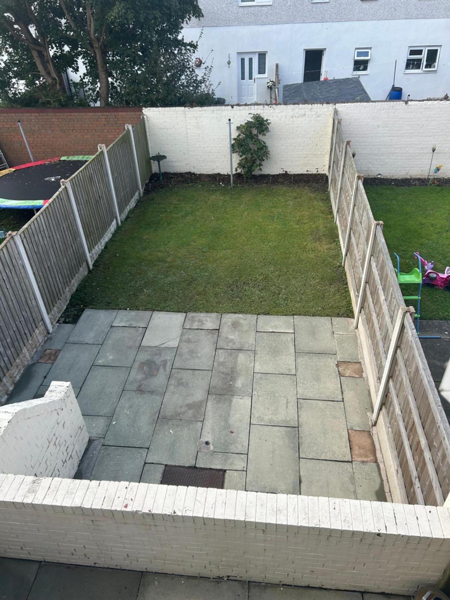 2 Bedroom House Close To Centre With Gated Driveway Ferienhaus